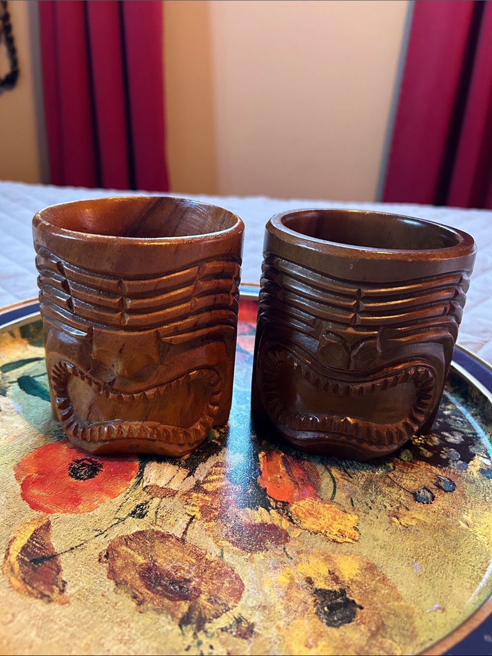 Hand-Carved Tiki cup Glasses Set - Brown Monkey pod Wooden Cups (Vintage)